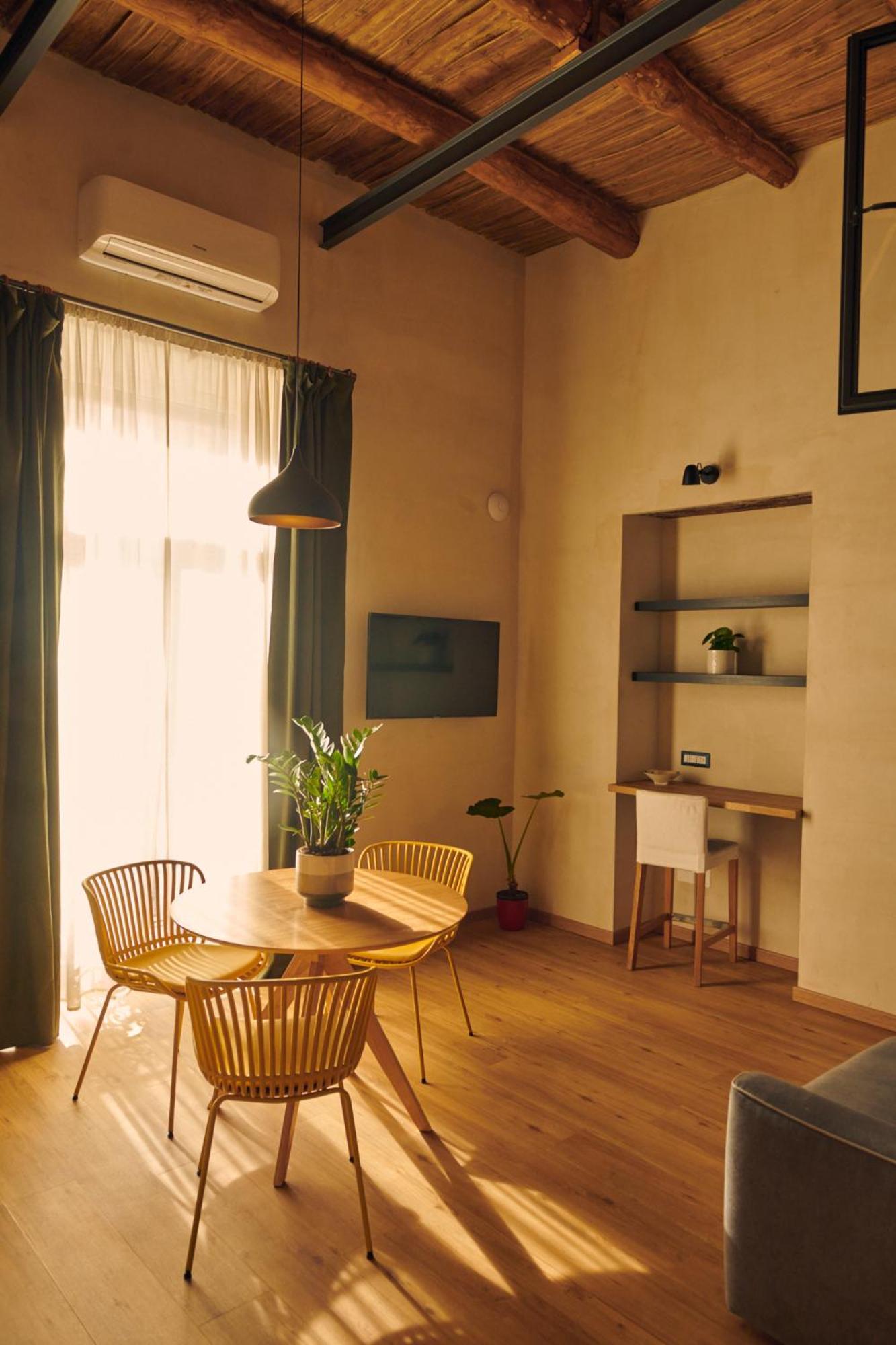 Dada Home, Loft Di 38 Mq Tra Napoli E Pompei ปอร์ติชี ภายนอก รูปภาพ