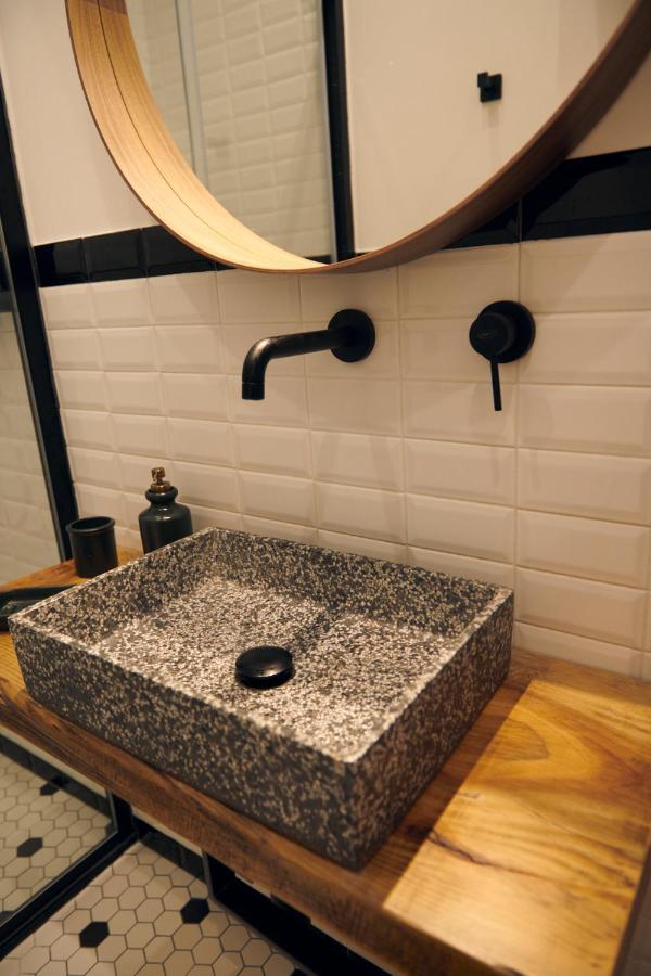 Dada Home, Loft Di 38 Mq Tra Napoli E Pompei ปอร์ติชี ภายนอก รูปภาพ